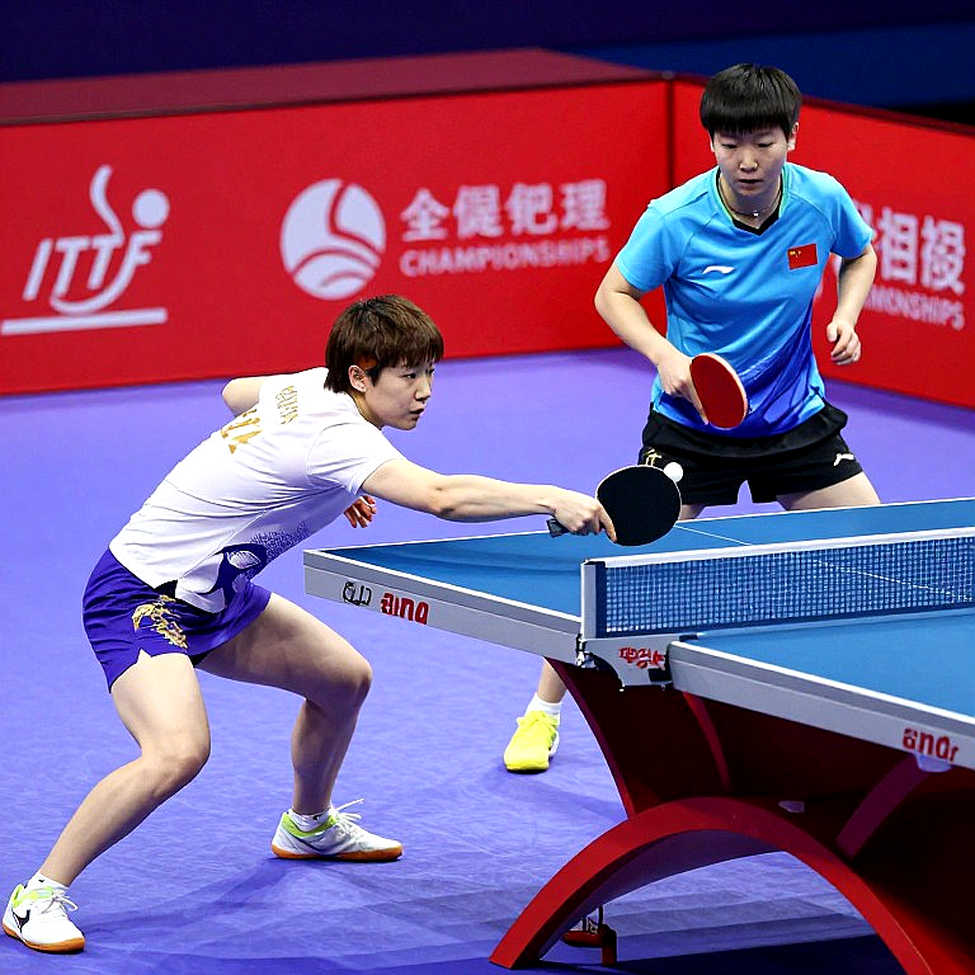 Lớp trầm tích dưới mặt bàn xanh: bóng bàn trẻ Trung Quốc sau cú sốc Macao