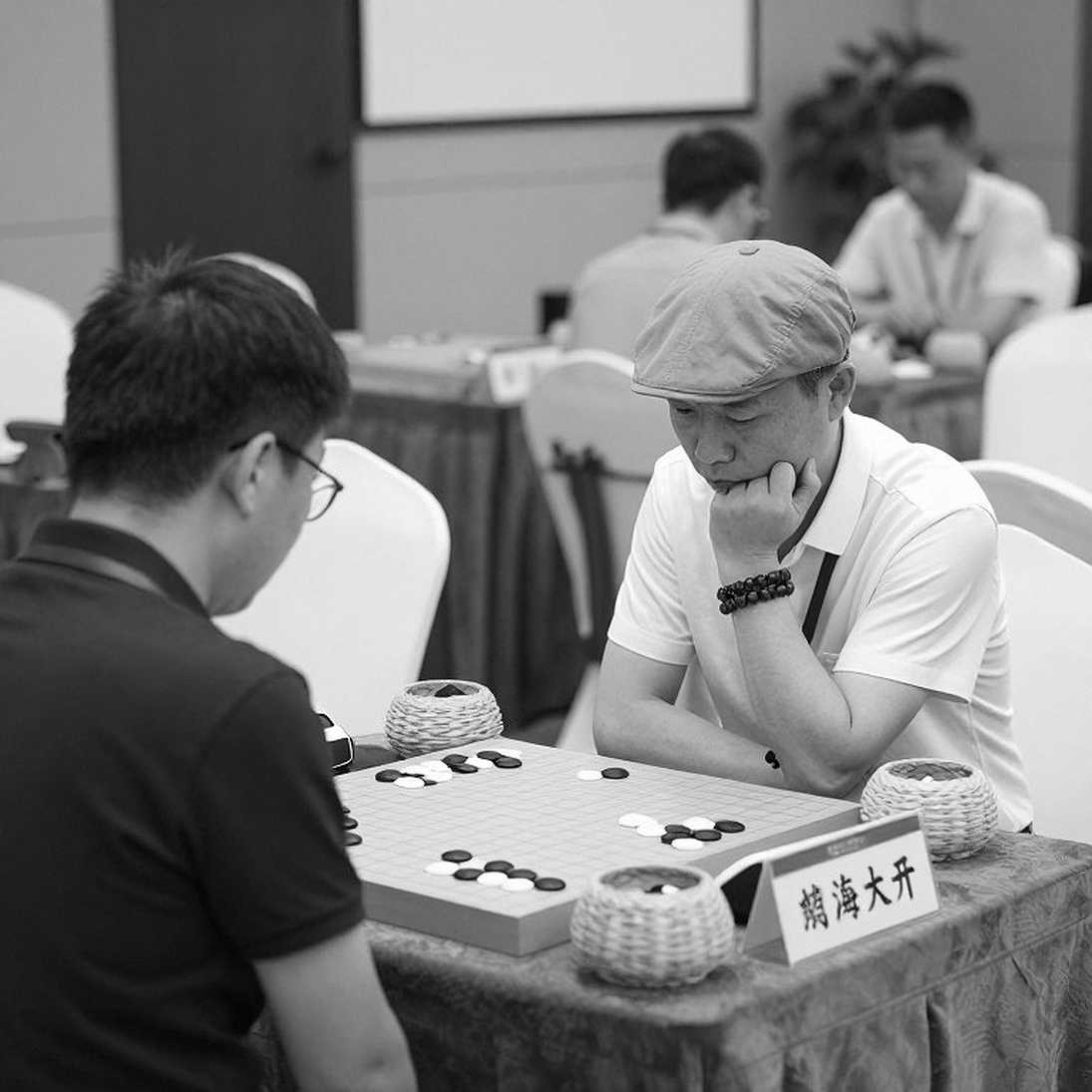 5.e5! – Nhánh Italian Game hiện đại và ba cánh cửa phản ứng của đen