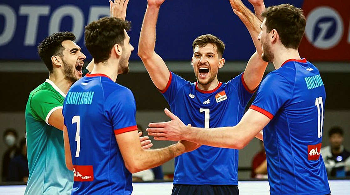 Roland gọi 29 cầu thủ U17 Việt Nam: Bảy gương mặt mới, không một tiền đạo Roland gọi 29 cầu thủ U17 Việt Nam: Bảy gương mặt mới, không một tiền đạo