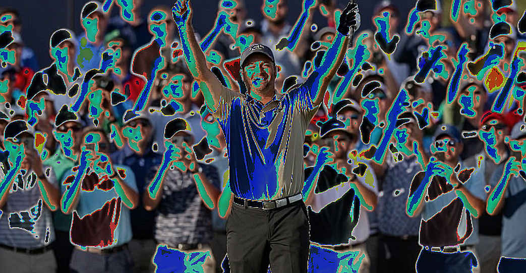 Cú swing không có cột mốc: Tiger Woods, đoạn phim ở Pebble Beach và khoảng trống giữa hình ảnh với dữ liệu