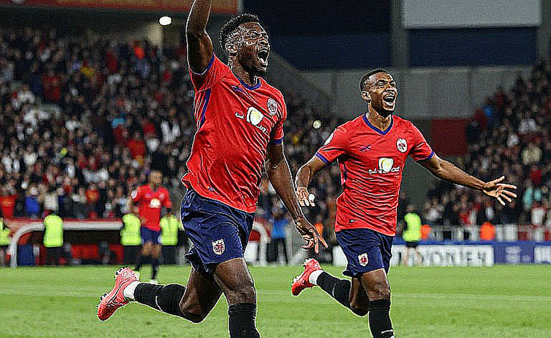 Coach Kim Sang Sik and the fitness puzzle: Vietnam's 1-0 win over the Philippines exposes midfield fragility Coach Kim Sang Sik and the fitness puzzle: Vietnam's 1-0 win over the Philippines exposes midfield fragility