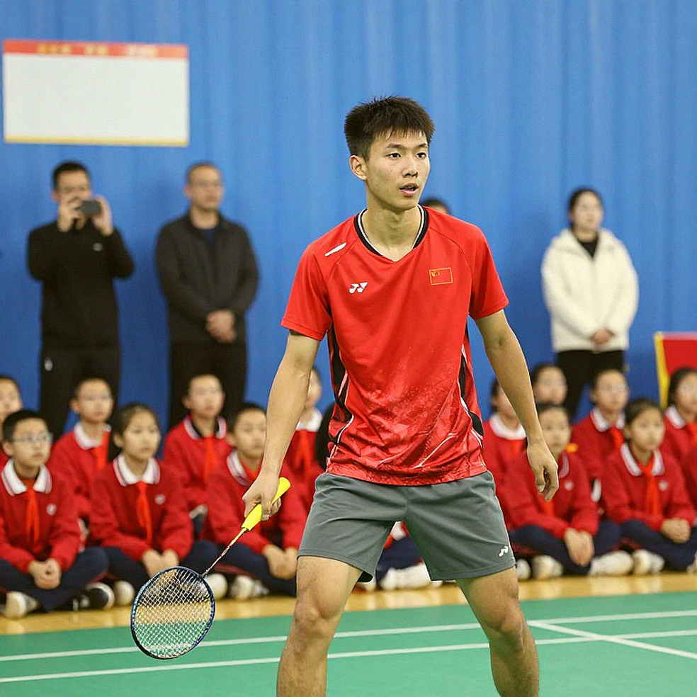 Alwi Farhan Trains with Kento Momota Before Asian Games 2026: One Session, and What It Still Does Not Say Alwi Farhan Trains with Kento Momota Before Asian Games 2026: One Session, and What It Still Does Not Say