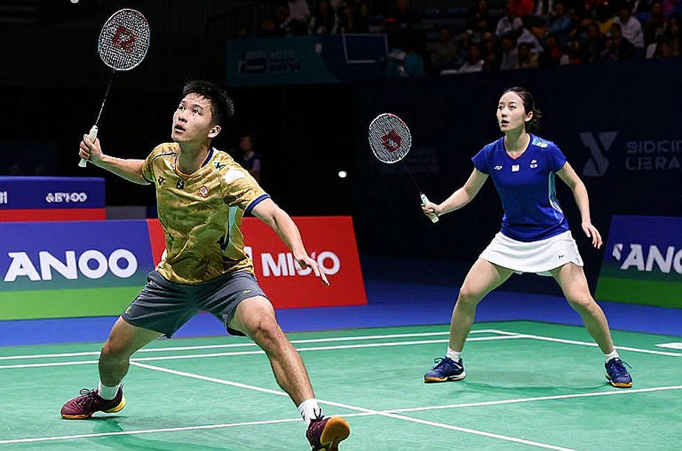 A Sparring Session No One Scores: Alwi Farhan, Kento Momota, and the Lesson from Tokyo's Silence