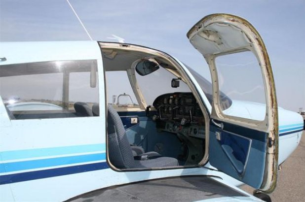 Piper Arrow Airplane For sale Dealer located at Stockton, California