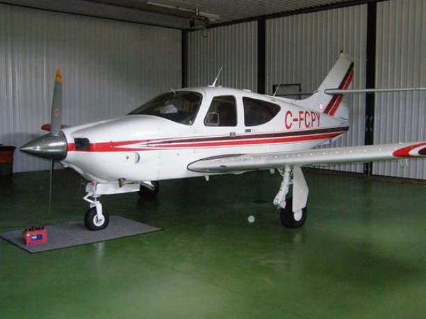 1976 Commander 114 Airplane for sale