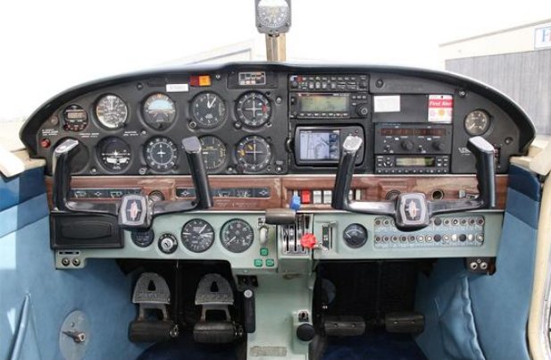 Piper Arrow Airplane For sale Dealer located at Stockton, California